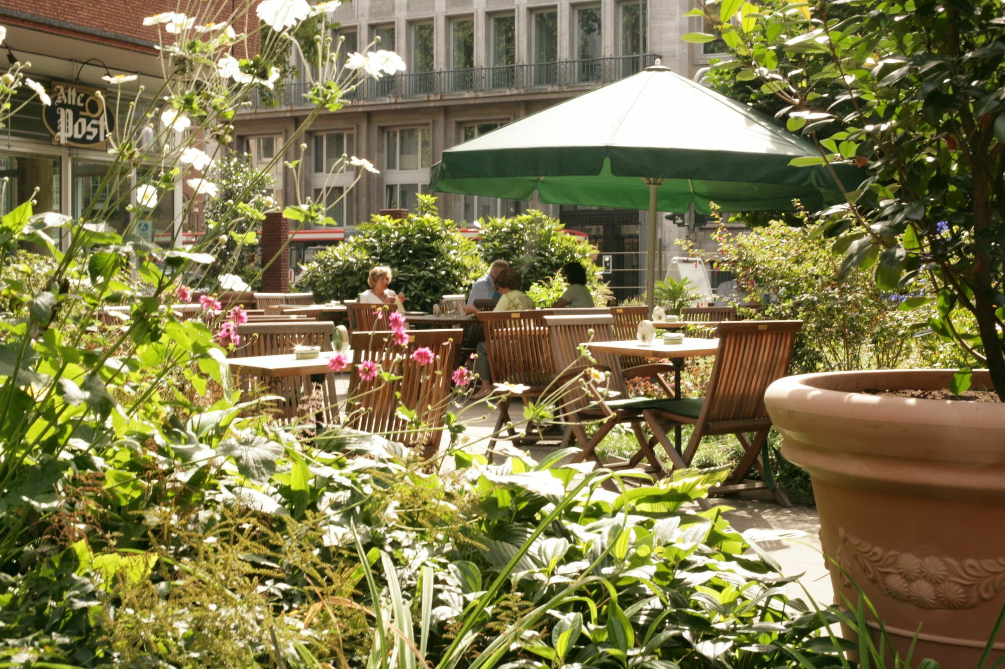 Residenz Am Dom Boardinghouse Apartments Кёльн Экстерьер фото
